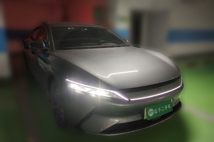 Used BYD Han 2020 EV Long-Range Deluxe Model Front Right 45 Deg