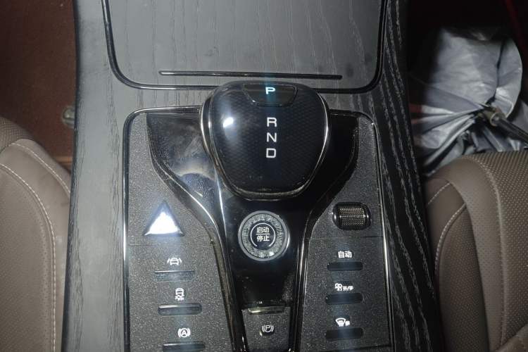 Used BYD Han 2020 DM Four-Wheel Drive Performance Edition Prestige Model Gear Lever