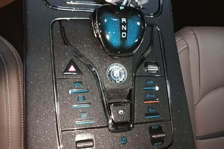 Used BYD Han 2020 DM Four-Wheel Drive Performance Edition Luxury Model Gear Lever