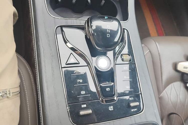 Used BYD Han 2020 EV Four-Wheel Drive High-Performance Flagship Model Gear Lever