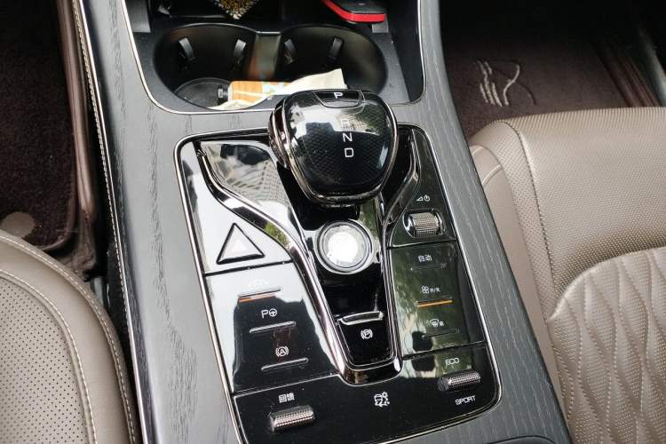 Used BYD Han 2020 EV Long-Range Deluxe Model Gear Lever