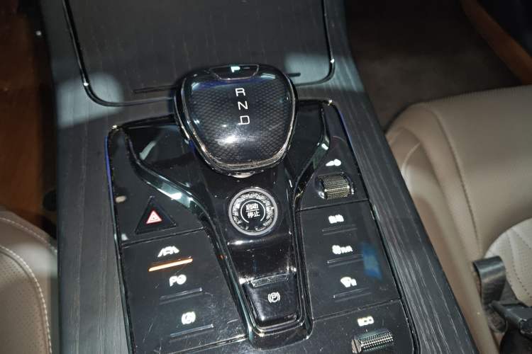 Used BYD Han 2020 EV Four-Wheel Drive High-Performance Flagship Model Gear Lever