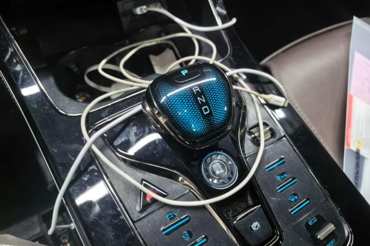 Used BYD Han 2020 EV Long-Range Deluxe Model Gear Lever