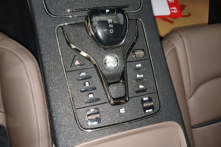 Used BYD Han 2020 DM Four-Wheel Drive Performance Edition Luxury Model Gear Lever
