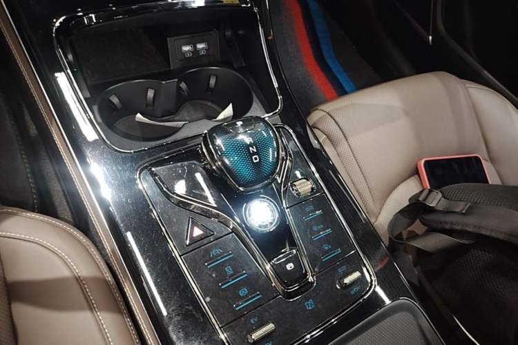 Used BYD Han 2020 DM Four-Wheel Drive Performance Edition Luxury Model Gear Lever