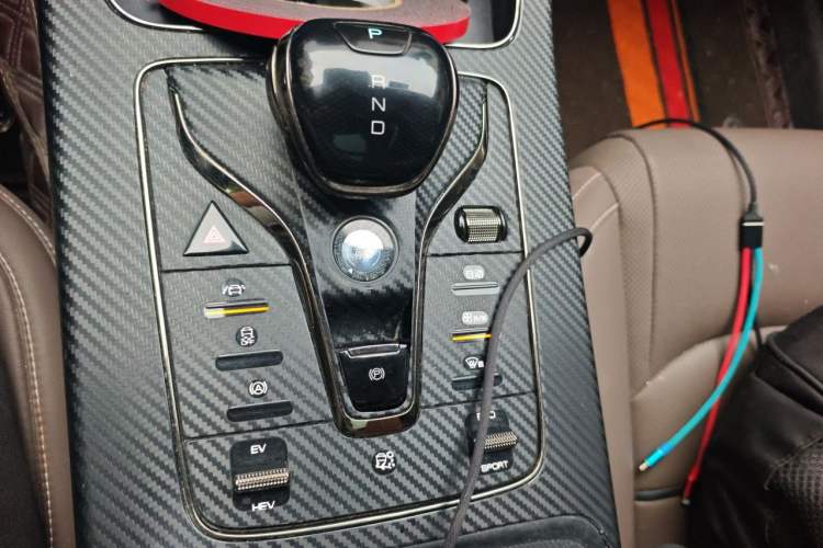 Used BYD Han 2020 DM Four-Wheel Drive Performance Edition Luxury Model Gear Lever