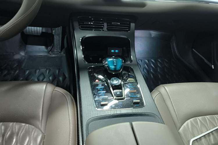 Used BYD Han 2020 EV Long-Range Deluxe Model Gear Lever