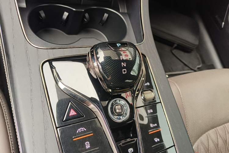 Used BYD Han 2020 DM Four-Wheel Drive Performance Edition Prestige Model Gear Lever