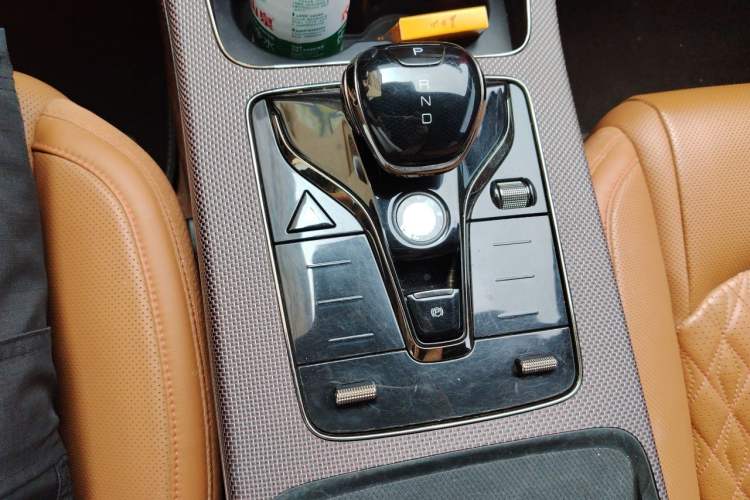 Used BYD Han 2020 EV Four-Wheel Drive High-Performance Flagship Model Gear Lever