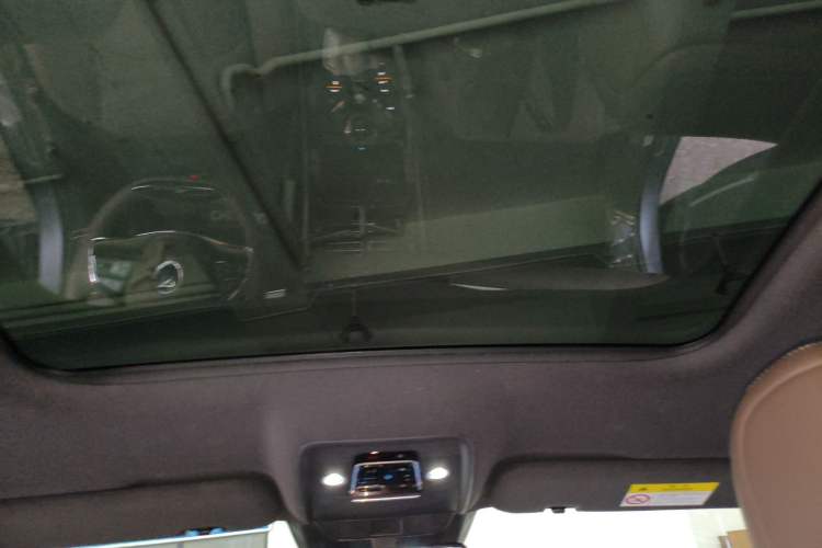 Used BYD Han 2020 DM Four-Wheel Drive Performance Edition Luxury Model Headliner