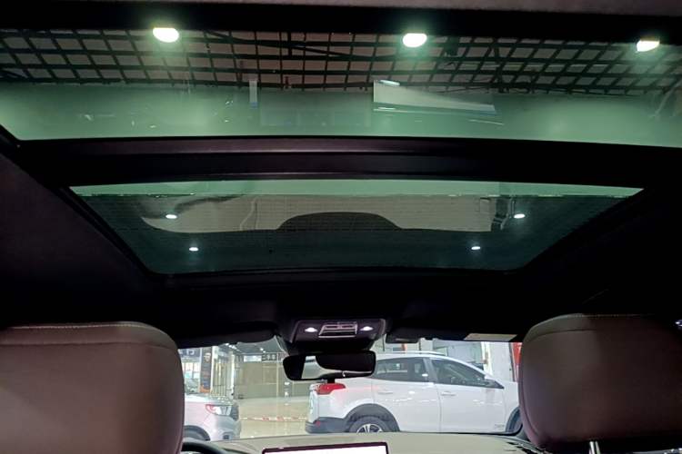 Used BYD Han 2020 DM Four-Wheel Drive Performance Edition Luxury Model Headliner