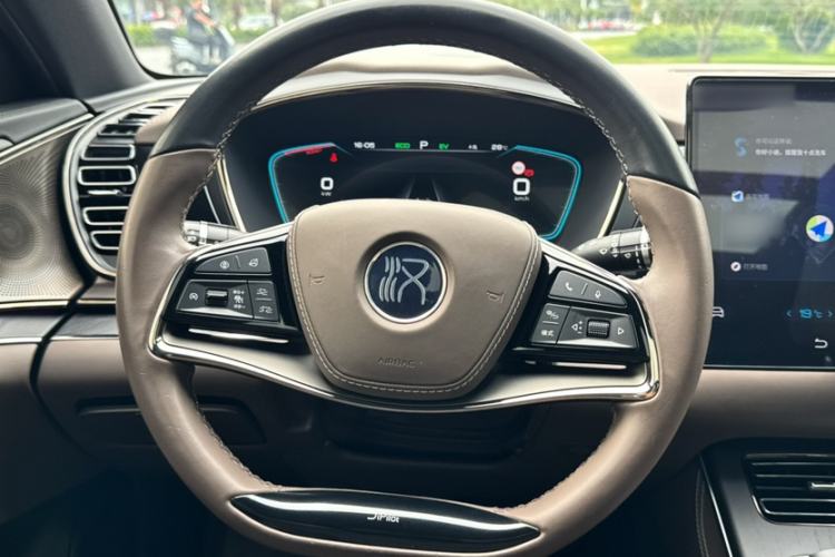 Used BYD Han 2020 DM Four-Wheel Drive Performance Edition Prestige Model Interior 1
