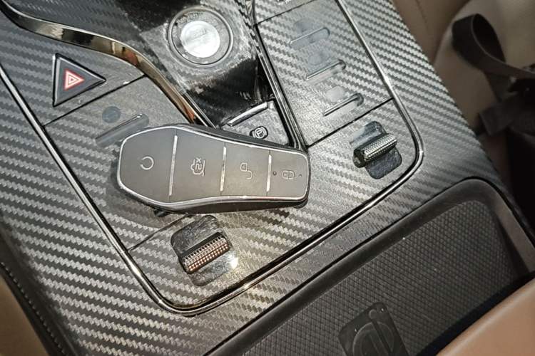Used BYD Han 2020 EV Long-Range Luxury Model Interior 1
