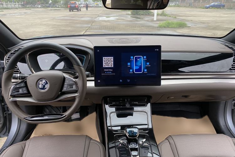 Used BYD Han 2020 EV Long-Range Luxury Model Interior 1