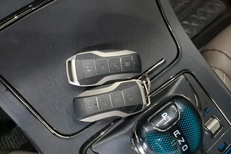 Used BYD Han 2020 DM Four-Wheel Drive Performance Edition Luxury Model Interior 1