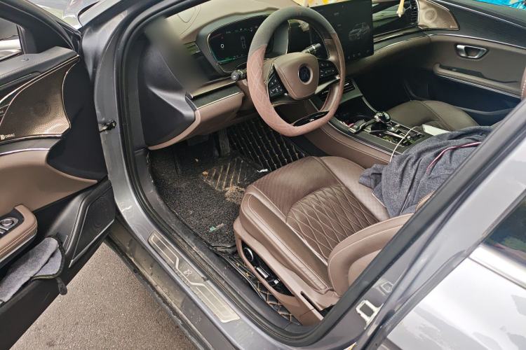Used BYD Han 2020 DM Four-Wheel Drive Performance Edition Prestige Model Interior 3