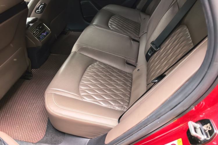 Used BYD Han 2020 EV Four-Wheel Drive High-Performance Flagship Model Interior 4