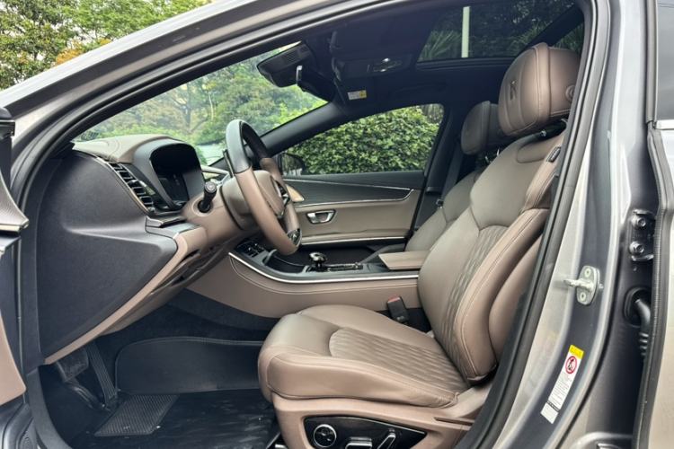 Used BYD Han 2020 DM Four-Wheel Drive Performance Edition Prestige Model Interior 5