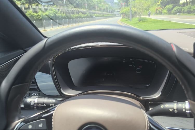 Used BYD Han 2020 EV Long-Range Deluxe Model Interior 5