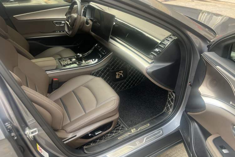 Used BYD Han 2020 DM Four-Wheel Drive Performance Edition Luxury Model Interior 6
