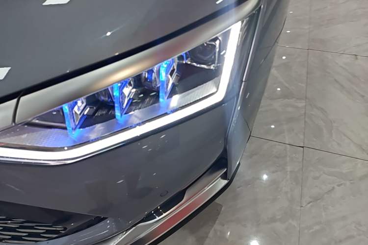 Used BYD Han 2020 DM Four-Wheel Drive Performance Edition Prestige Model Left Front Headlight