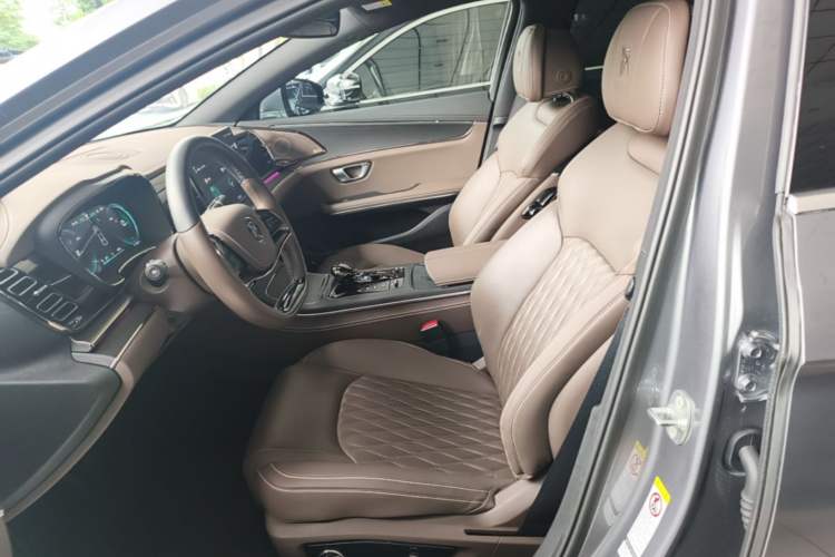 Used BYD Han 2020 EV Four-Wheel Drive High-Performance Flagship Model Left Front Seat