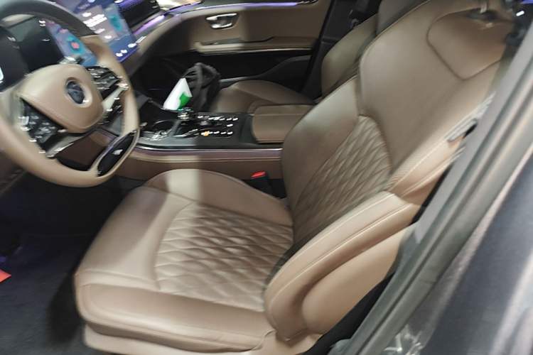 Used BYD Han 2020 DM Four-Wheel Drive Performance Edition Prestige Model Left Front Seat