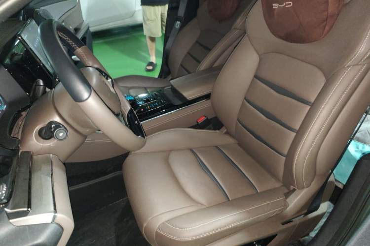 Used BYD Han 2020 DM Four-Wheel Drive Performance Edition Luxury Model Left Front Seat