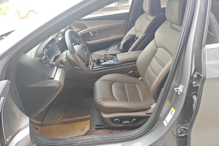 Used BYD Han 2020 DM Four-Wheel Drive Performance Edition Luxury Model Left Front Seat