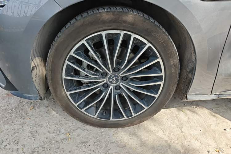Used BYD Han 2020 EV Long-Range Luxury Model Left Front Wheel Hub