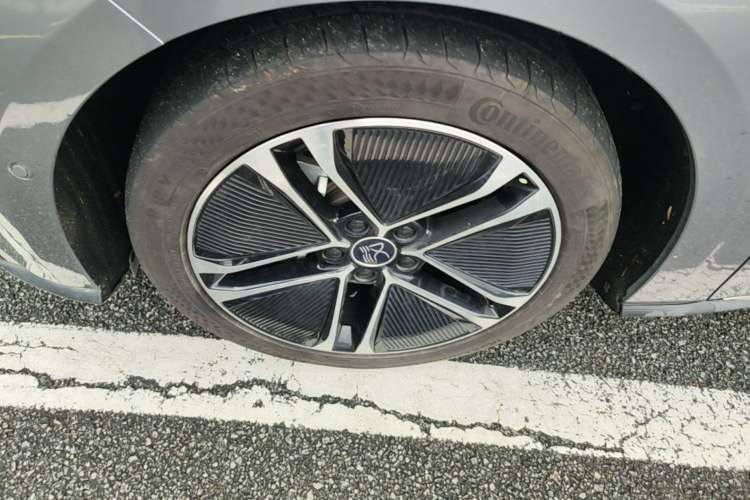 Used BYD Han 2020 EV Long-Range Deluxe Model Left Front Wheel Hub