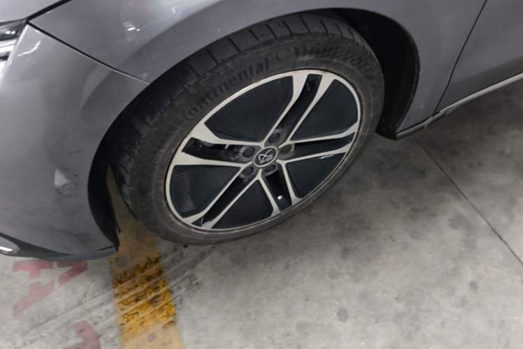 Used BYD Han 2020 EV Long-Range Deluxe Model Left Front Wheel Hub