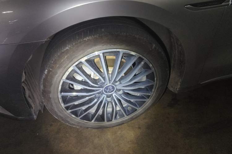 Used BYD Han 2020 DM Four-Wheel Drive Performance Edition Prestige Model Left Front Wheel Hub