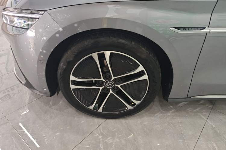 Used BYD Han 2020 EV Long-Range Deluxe Model Left Front Wheel Hub