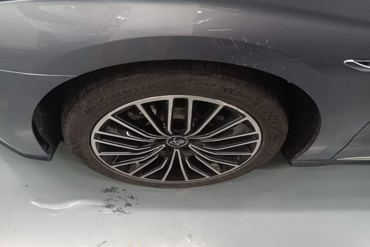 Used BYD Han 2020 DM Four-Wheel Drive Performance Edition Luxury Model Left Front Wheel Hub