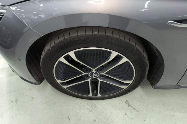Used BYD Han 2020 EV Long-Range Deluxe Model Left Front Wheel Hub
