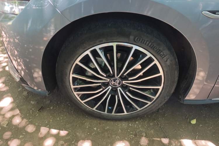 Used BYD Han 2020 EV Long-Range Luxury Model Left Front Wheel Hub