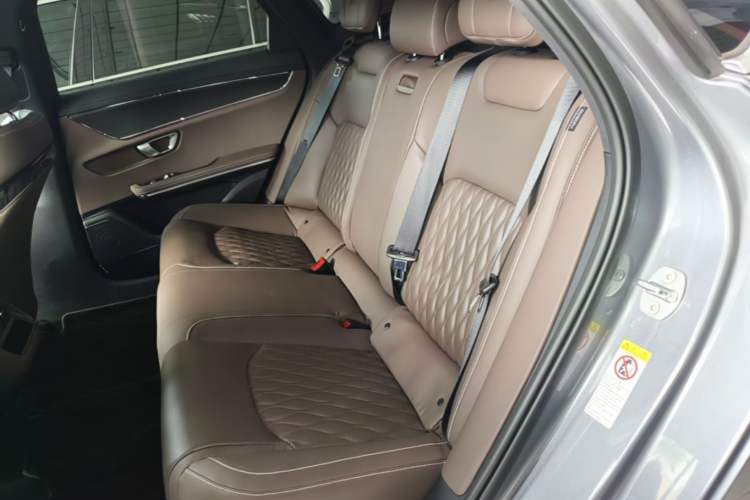 Used BYD Han 2020 EV Four-Wheel Drive High-Performance Flagship Model Left Rear Seat