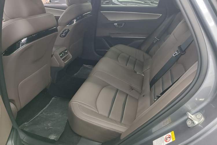 Used BYD Han 2020 DM Four-Wheel Drive Performance Edition Luxury Model Left Rear Seat