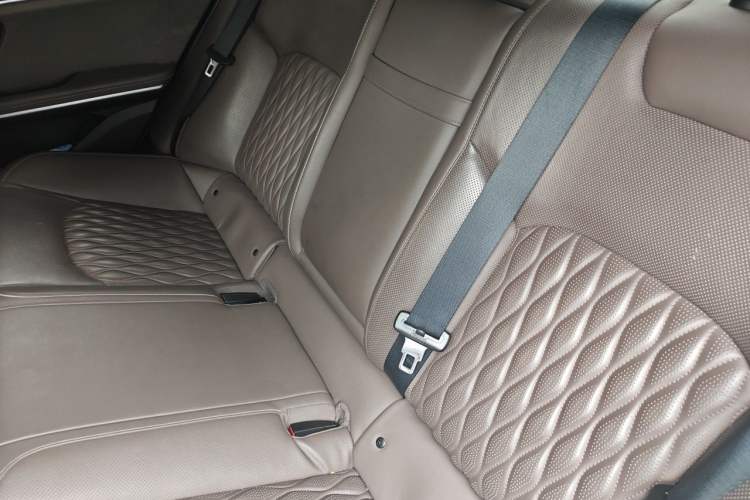 Used BYD Han 2020 DM Four-Wheel Drive Performance Edition Prestige Model Left Rear Seat