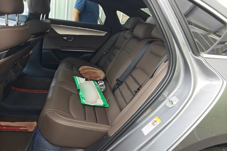Used BYD Han 2020 DM Four-Wheel Drive Performance Edition Luxury Model Left Rear Seat