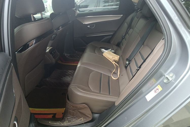 Used BYD Han 2020 DM Four-Wheel Drive Performance Edition Luxury Model Left Rear Seat