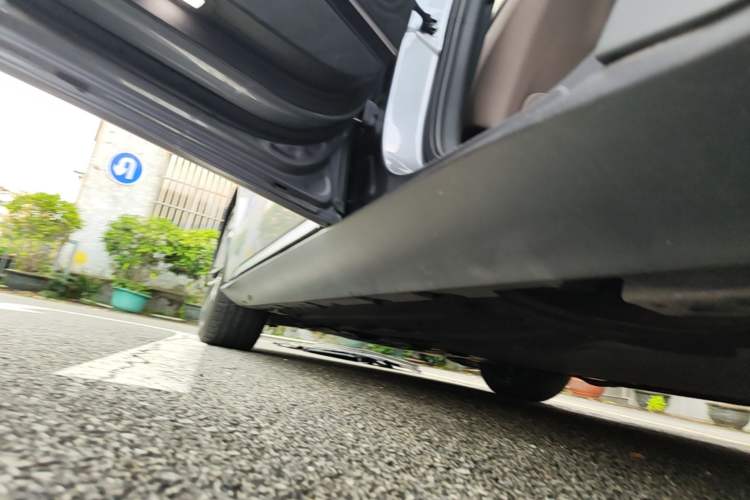 Used BYD Han 2020 EV Long-Range Deluxe Model Left Side Sill