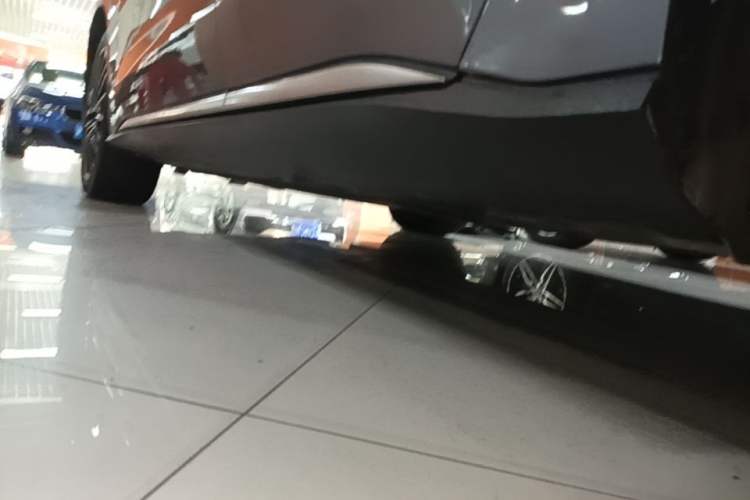 Used BYD Han 2020 DM Four-Wheel Drive Performance Edition Luxury Model Left Side Sill