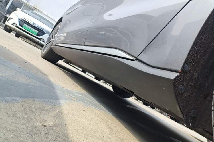 Used BYD Han 2020 EV Long-Range Deluxe Model Left Side Sill