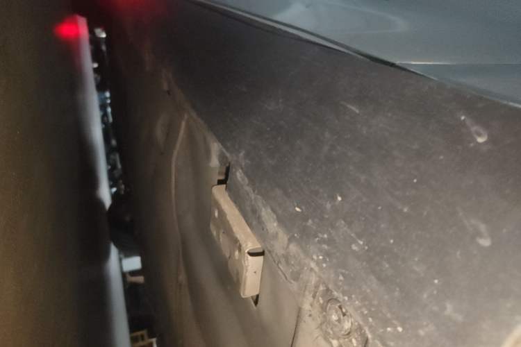 Used BYD Han 2020 DM Four-Wheel Drive Performance Edition Prestige Model Left Side Sill