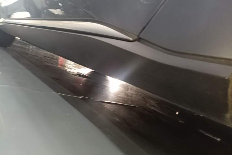 Used BYD Han 2020 DM Four-Wheel Drive Performance Edition Luxury Model Left Side Sill