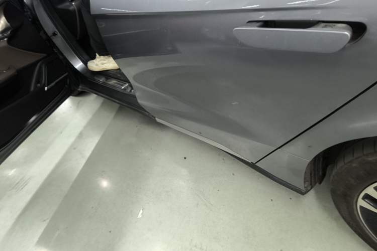 Used BYD Han 2020 EV Long-Range Deluxe Model Left Side Sill