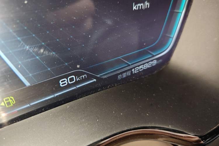 Used BYD Han 2020 DM Four-Wheel Drive Performance Edition Luxury Model Odometer Close Up