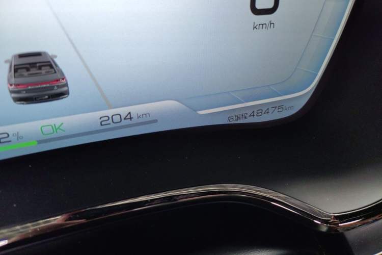 Used BYD Han 2020 EV Four-Wheel Drive High-Performance Flagship Model Odometer Close Up